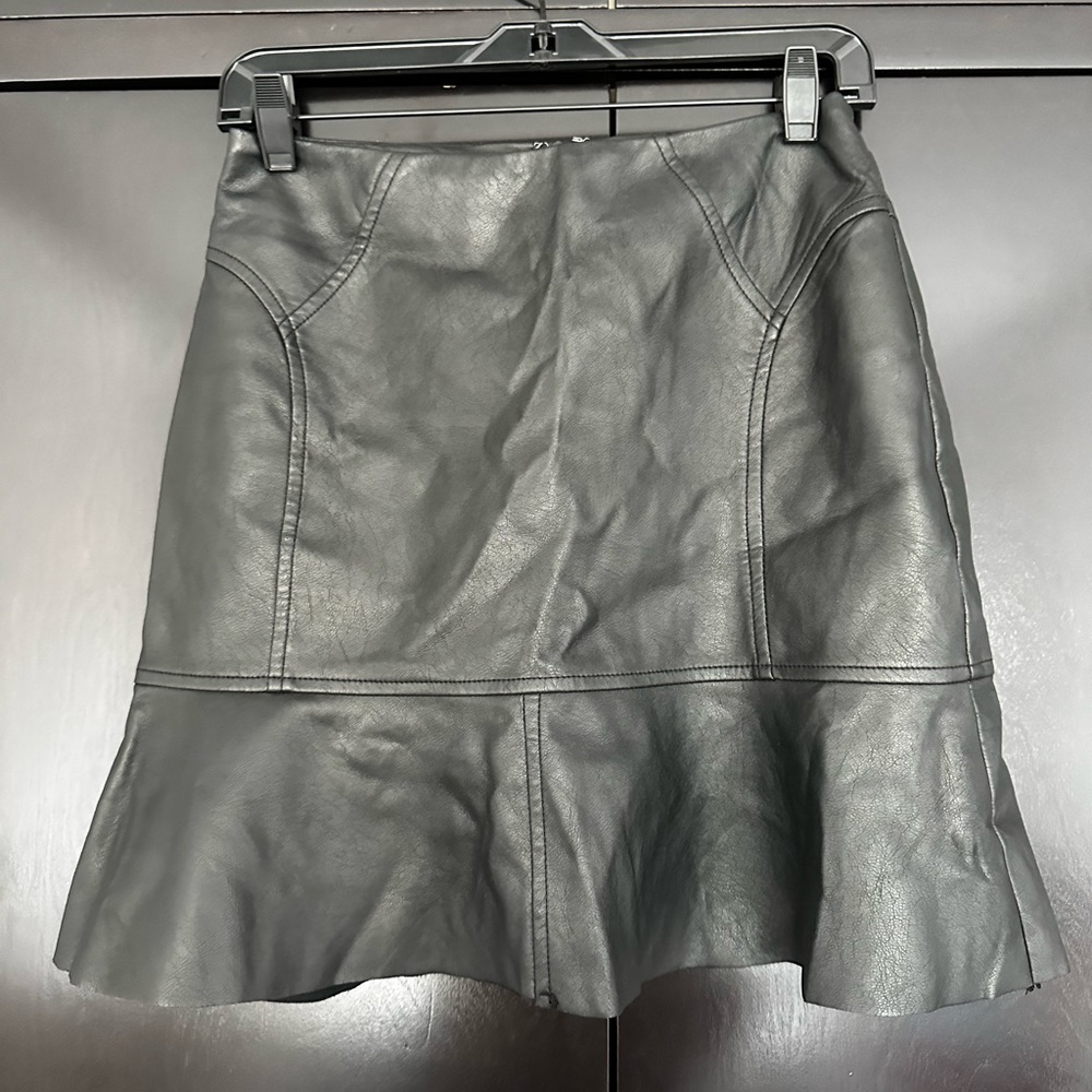 BCBGMAXAZRIA peplum mini skirt